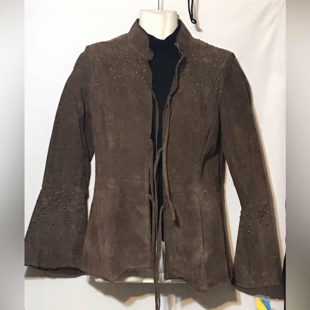 Staggered hem, bell sleeves, studded brown suede jacket CHI by Carlos Falchi